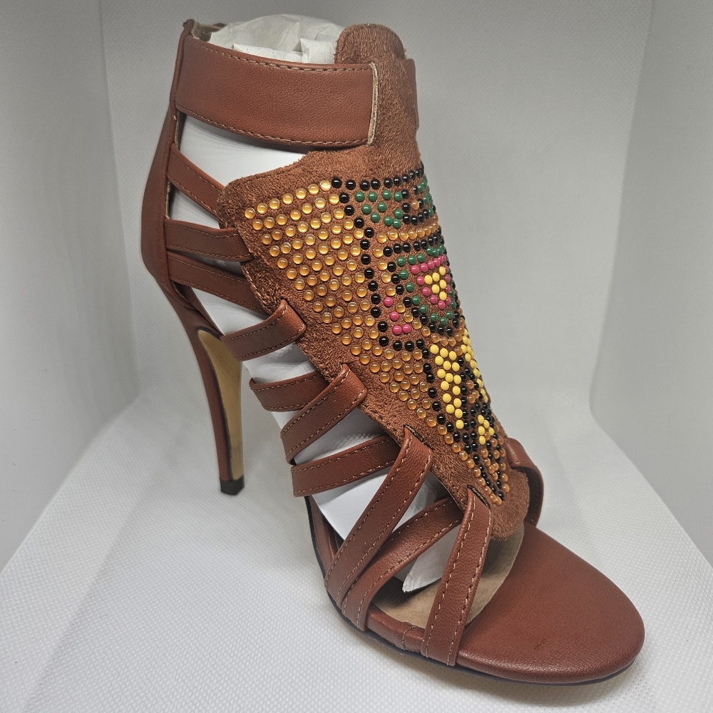 Tribal Heel